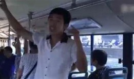 小伙突然爆料视频,引发网友热议！