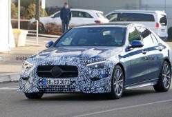 新款奔驰c最新爆料消息,豪华升级，科技革新，揭秘最新爆料亮点